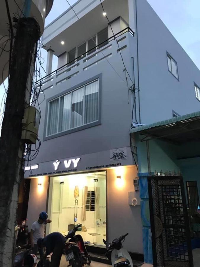 Bed and Breakfast Nha Nghi Y Vy Phu Quoc Exterior foto